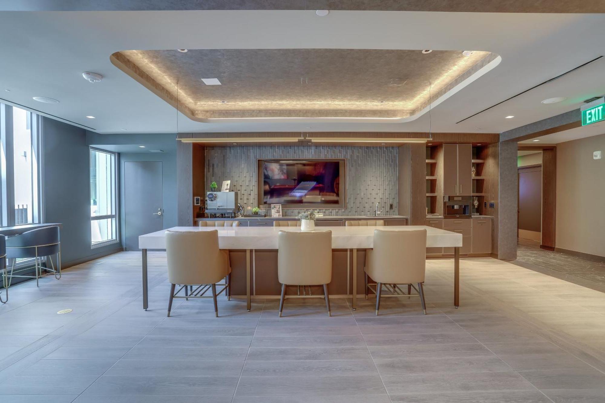 Stylish Condo At Clarendon With Rooftop Views Arlington Exterior foto