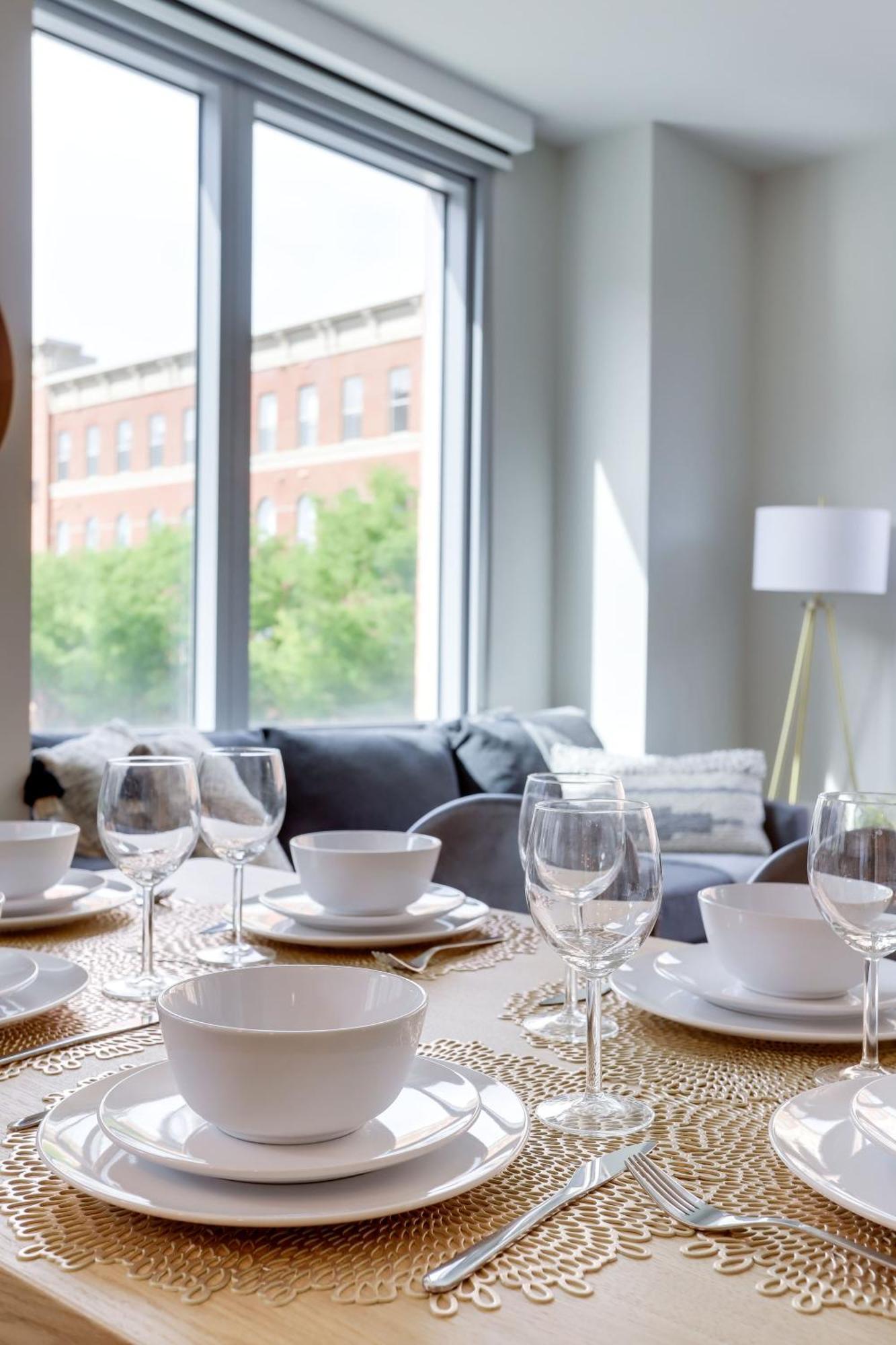 Stylish Condo At Clarendon With Rooftop Views Arlington Exterior foto